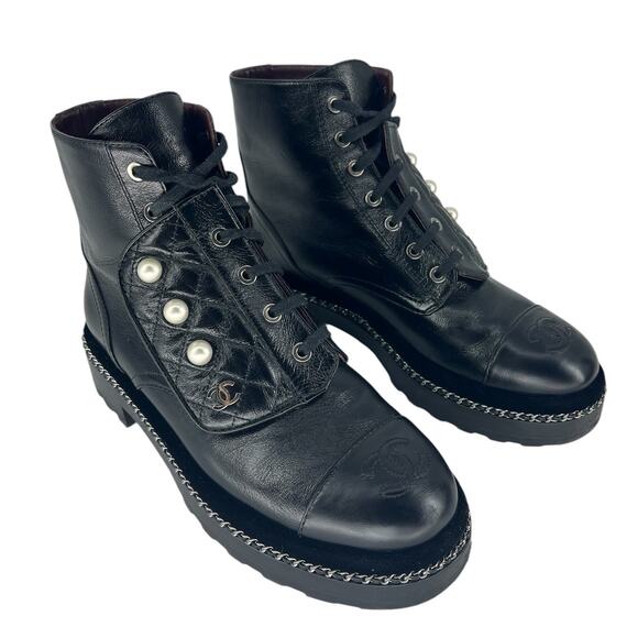Chanel Crackled Calfskin CC Cap Toe Velvet Pearl Combat Boots in Black - Picture 4 of 16